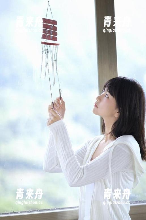感受Yuna (윤아)的风采：[XLEVEL]车内玩家精选写真集初次曝光.txt